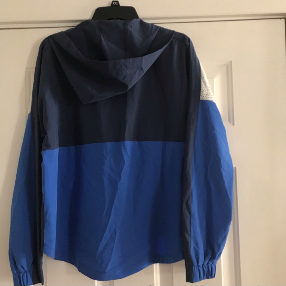 Adidas SID wind jacket NWT size Med Blue color block Women’s - Picture 4 of 5